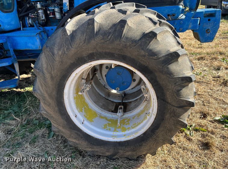 image for item DR7322 1991 Ford 8830  MFWD tractor