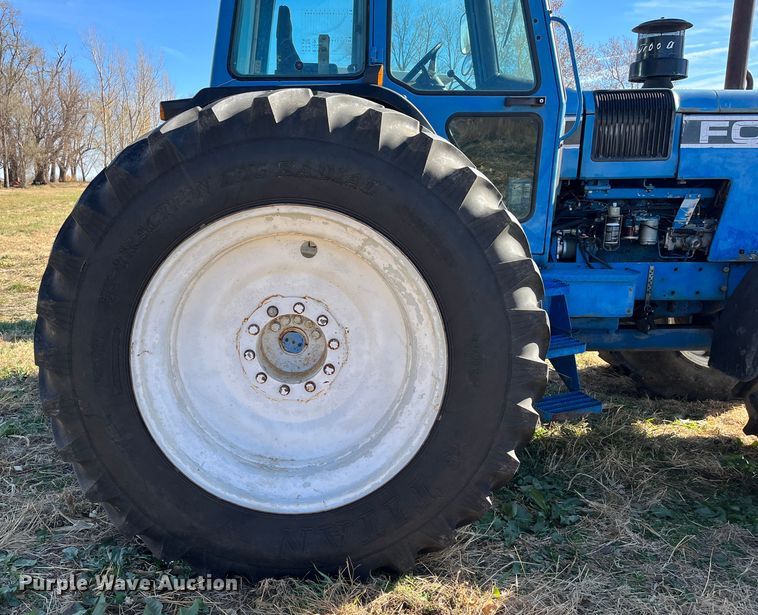 image for item DR7322 1991 Ford 8830  MFWD tractor