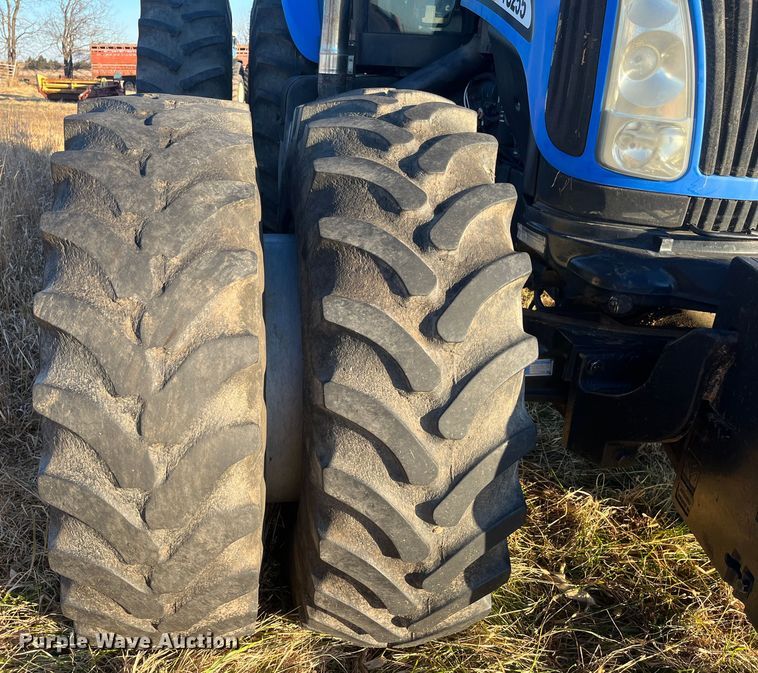 image for item DR7323 2003 New Holland TG255  MFWD tractor