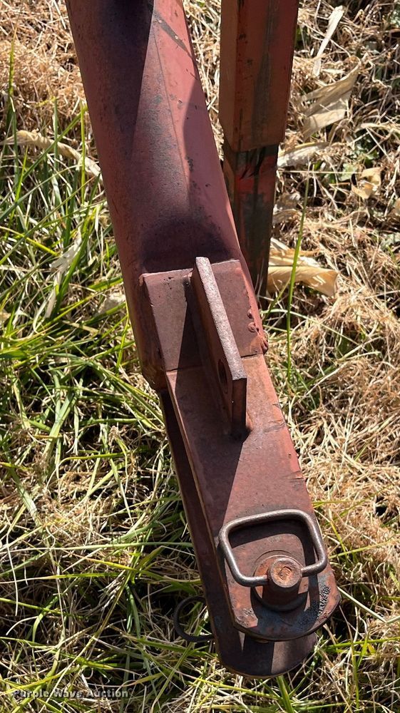 image for item DR7339 1992 Vicon H1050  hay rake