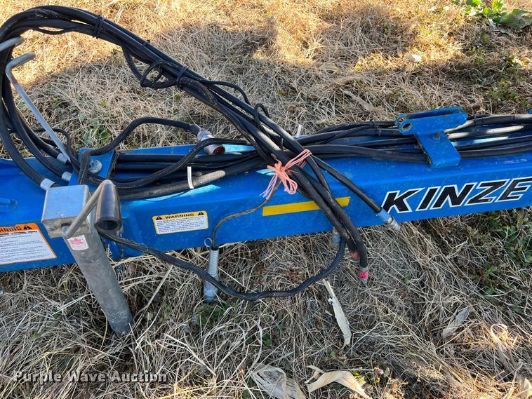 image for item DR7345 Kinze 3600  planter