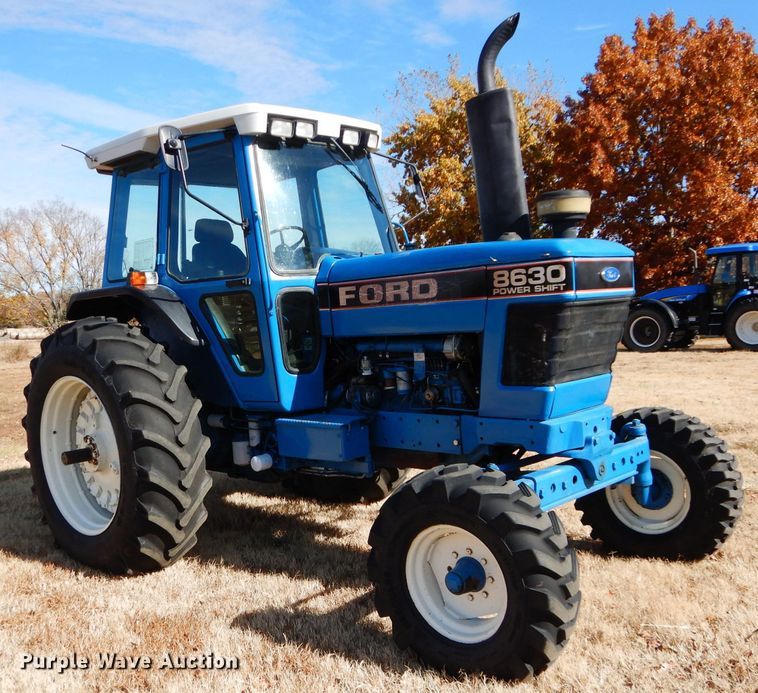 image for item DS6289 1993 Ford 8630  tractor