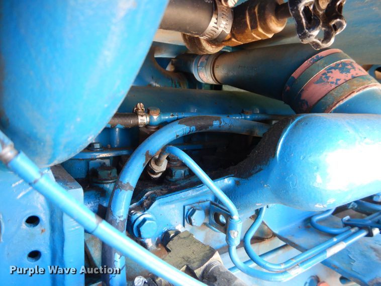 image for item DS6289 1993 Ford 8630  tractor