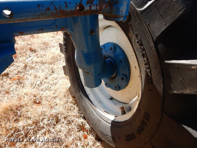 image for item DS6289 1993 Ford 8630  tractor