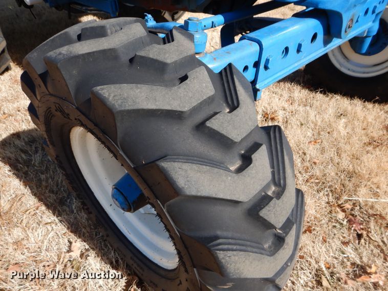 image for item DS6289 1993 Ford 8630  tractor