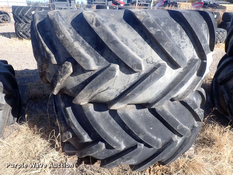 image for item GD9287 (2) Michelin 620/70R26 tires