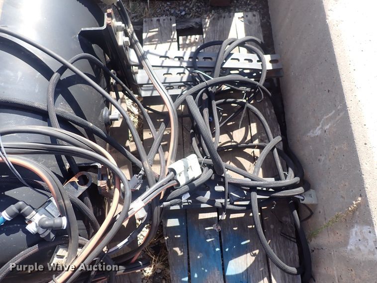 image for item GD9326 Yetter  air system