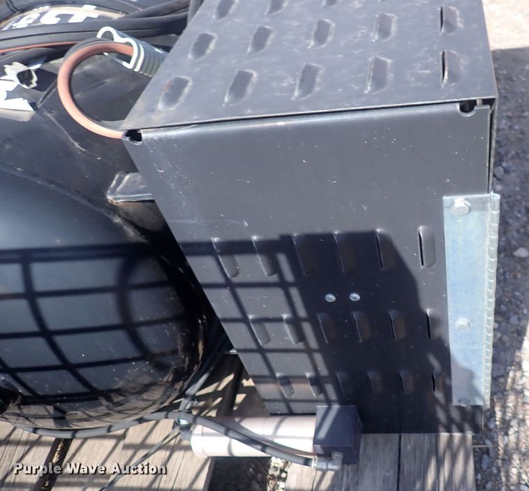 image for item GD9326 Yetter  air system