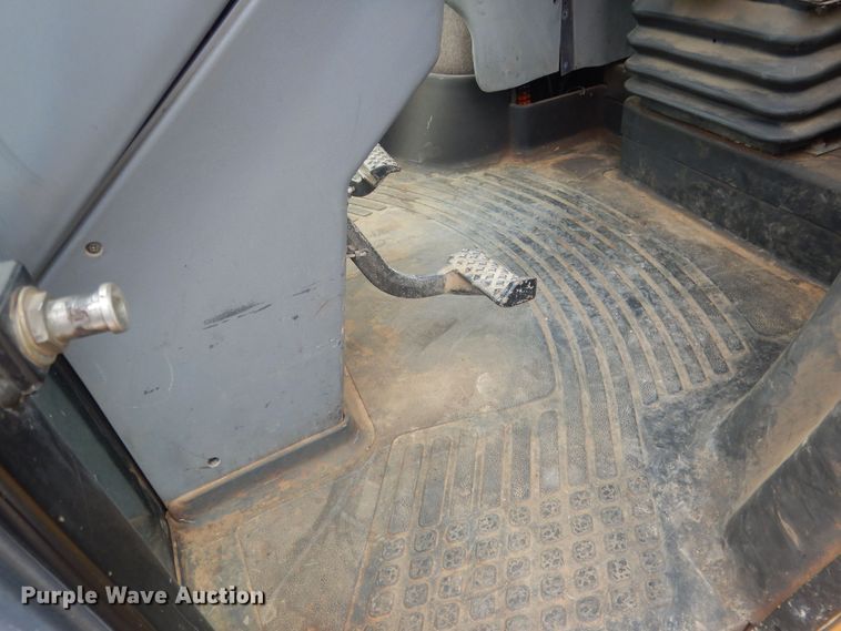 image for item HQ9526 1996 Caterpillar Challenger 55  tractor