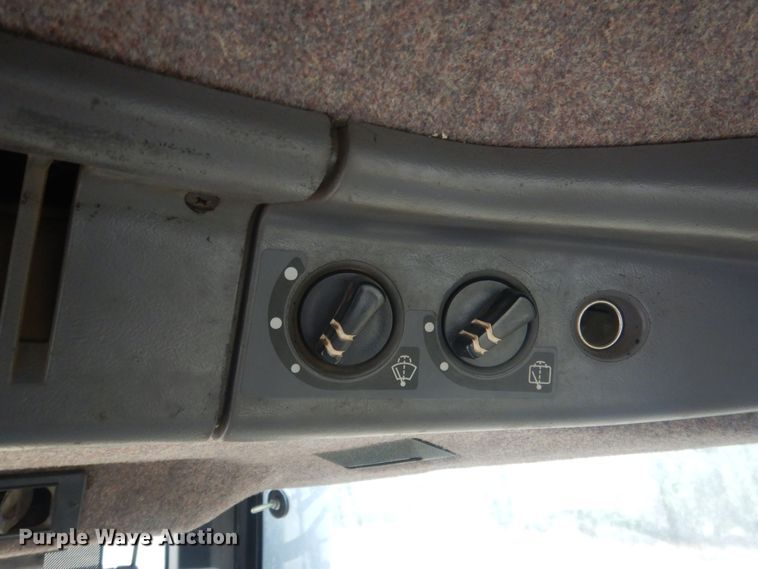 image for item HQ9526 1996 Caterpillar Challenger 55  tractor