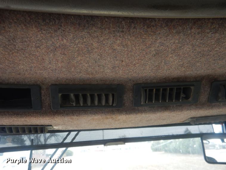 image for item HQ9526 1996 Caterpillar Challenger 55  tractor