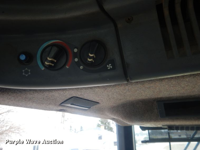 image for item HQ9526 1996 Caterpillar Challenger 55  tractor