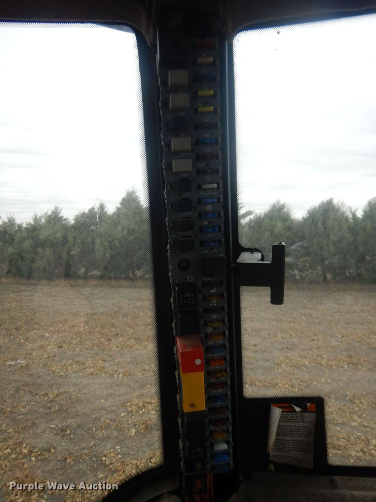 image for item HQ9526 1996 Caterpillar Challenger 55  tractor