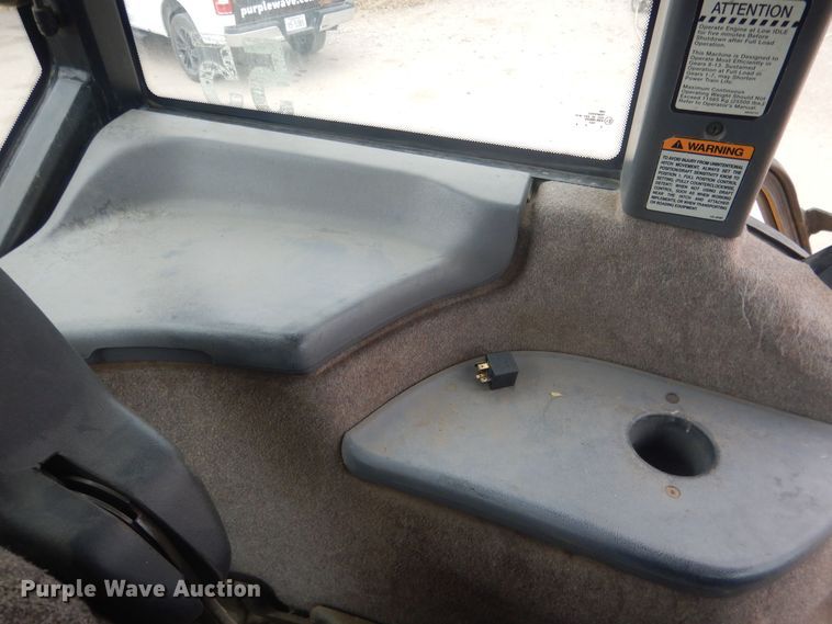 image for item HQ9526 1996 Caterpillar Challenger 55  tractor