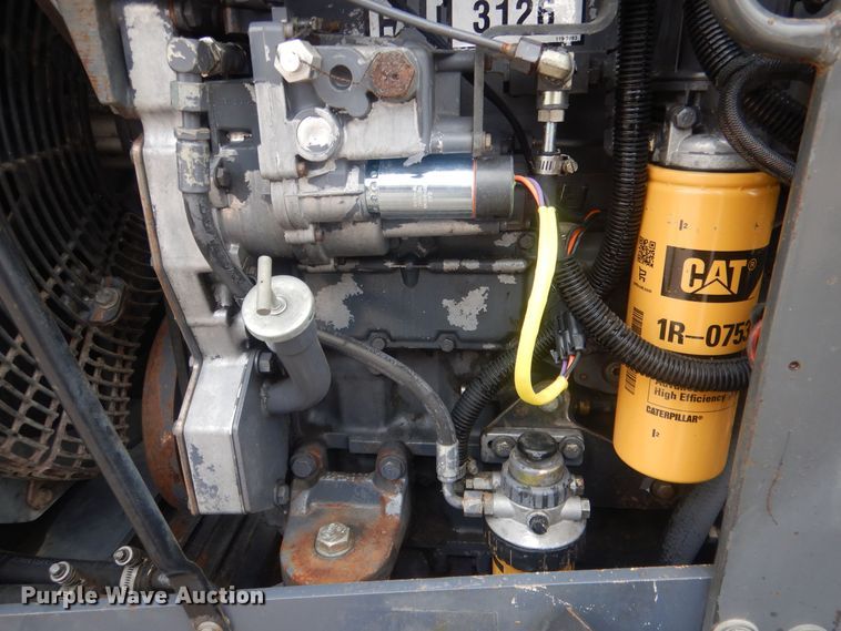 image for item HQ9526 1996 Caterpillar Challenger 55  tractor