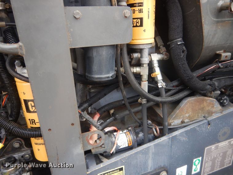 image for item HQ9526 1996 Caterpillar Challenger 55  tractor