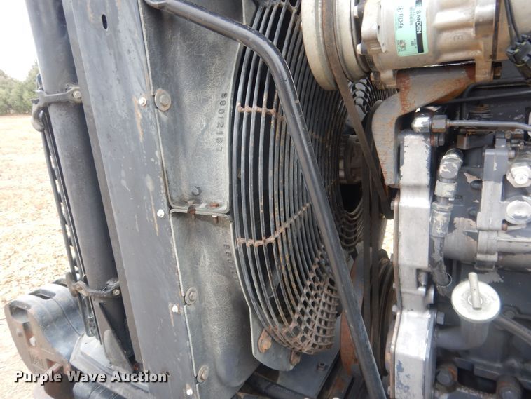 image for item HQ9526 1996 Caterpillar Challenger 55  tractor