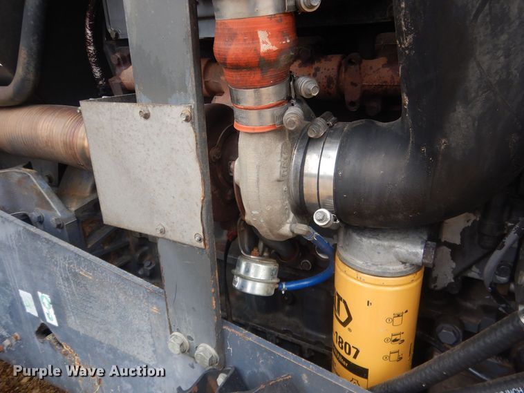 image for item HQ9526 1996 Caterpillar Challenger 55  tractor