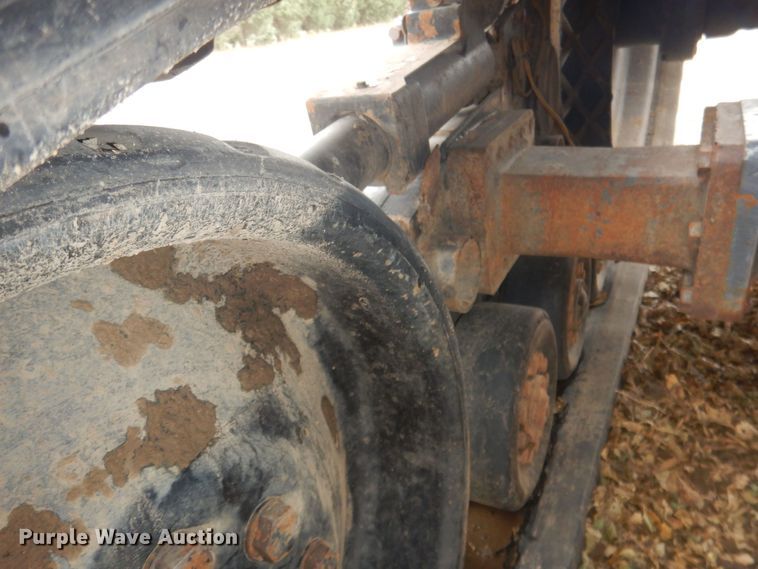 image for item HQ9526 1996 Caterpillar Challenger 55  tractor