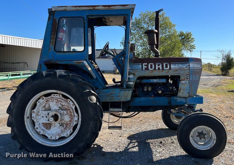 image for item HX9999 1976 Ford 9600  tractor