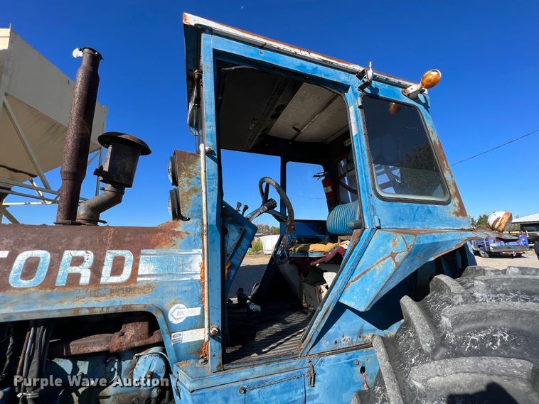 image for item HX9999 1976 Ford 9600  tractor