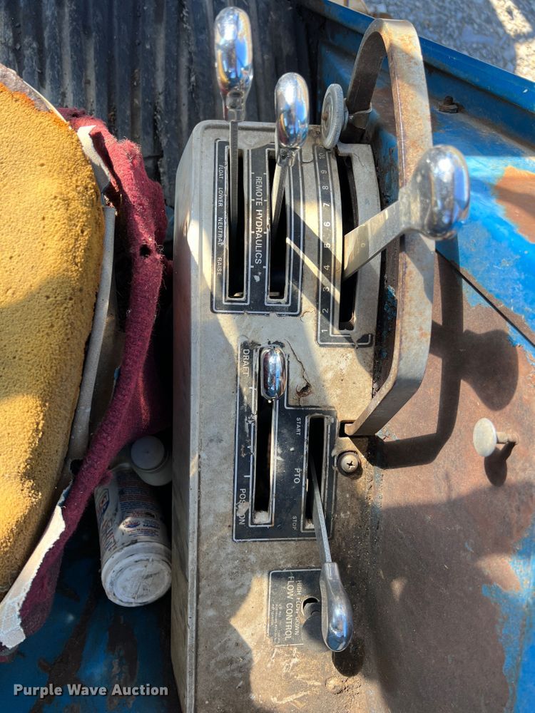 image for item HX9999 1976 Ford 9600  tractor