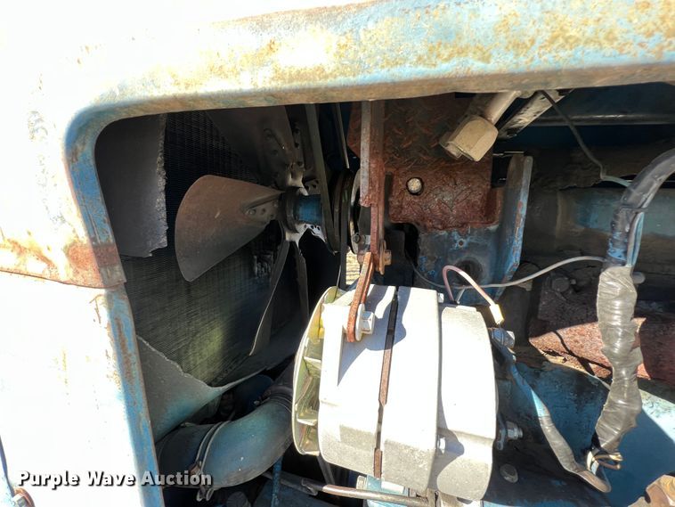 image for item HX9999 1976 Ford 9600  tractor