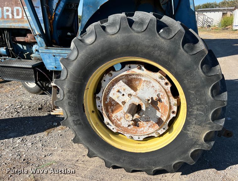 image for item HX9999 1976 Ford 9600  tractor