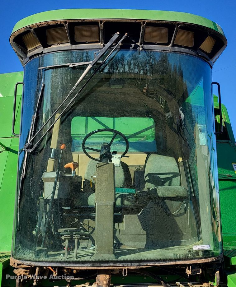 image for item IU9891 John Deere 9600  parts