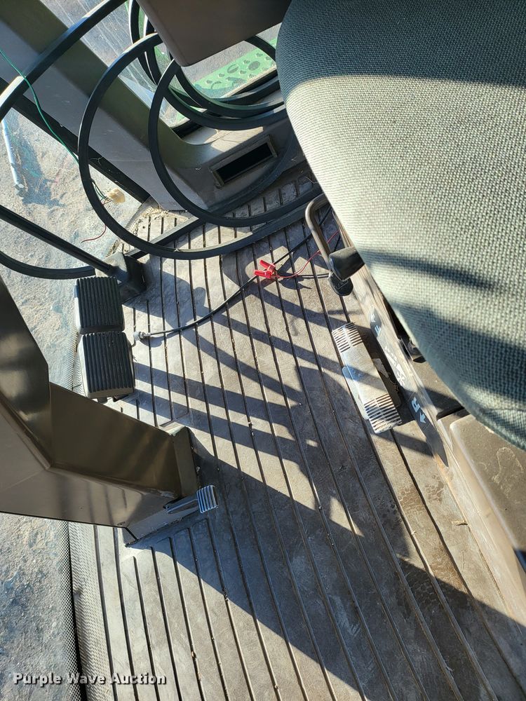 image for item IU9891 John Deere 9600  parts