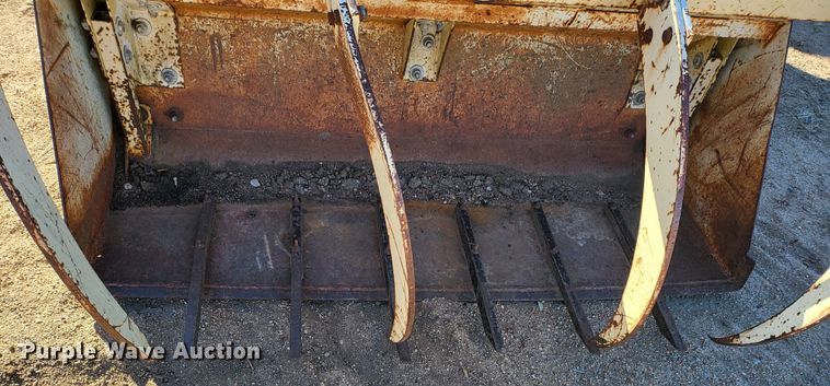 image for item IU9893 John Deere 4010  tractor