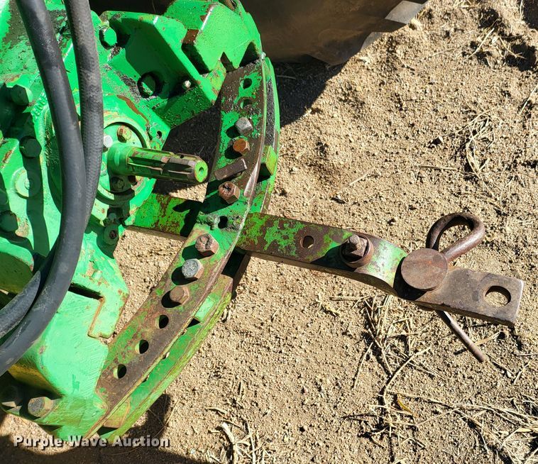 image for item IU9893 John Deere 4010  tractor