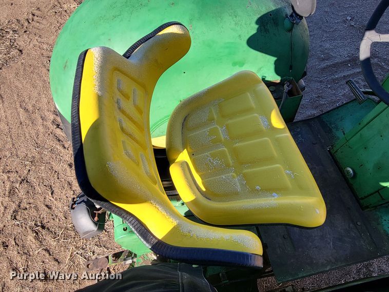 image for item IU9893 John Deere 4010  tractor