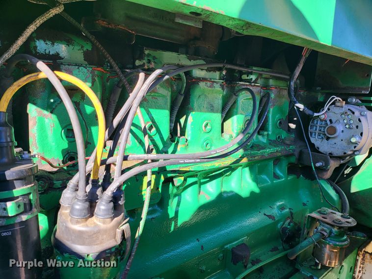 image for item IU9893 John Deere 4010  tractor