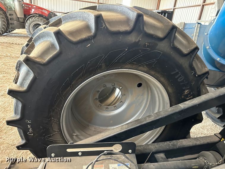 (4) 710/70R38 flotation tires and wheels in Quinter, KS Item JD9132 sold Purple Wave