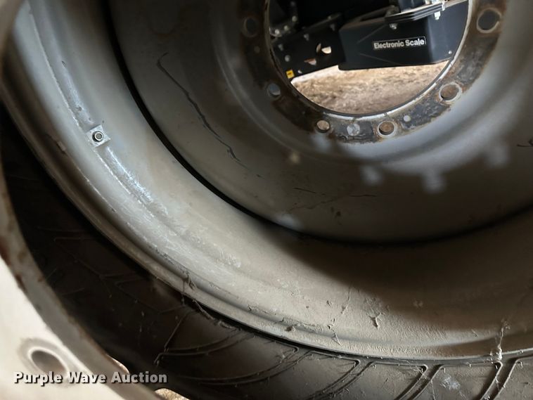 image for item JD9132 (4) 710/70R38 flotation tires and wheels