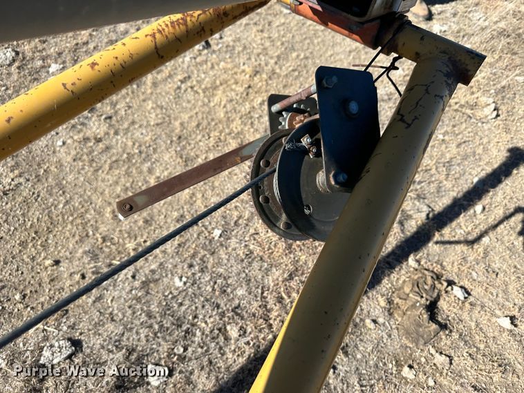 image for item JD9139 Hutchinson  auger