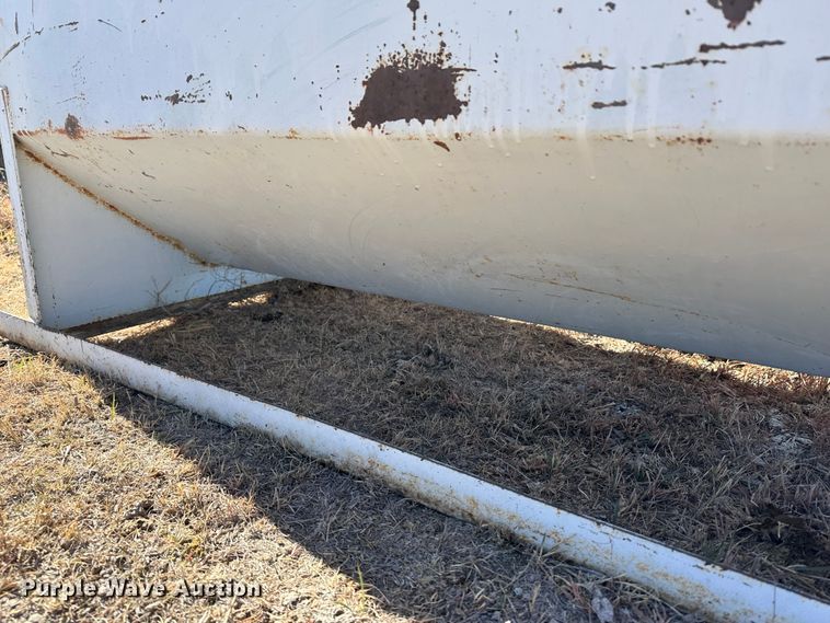 image for item JD9141 Bar-Six  cake feeder