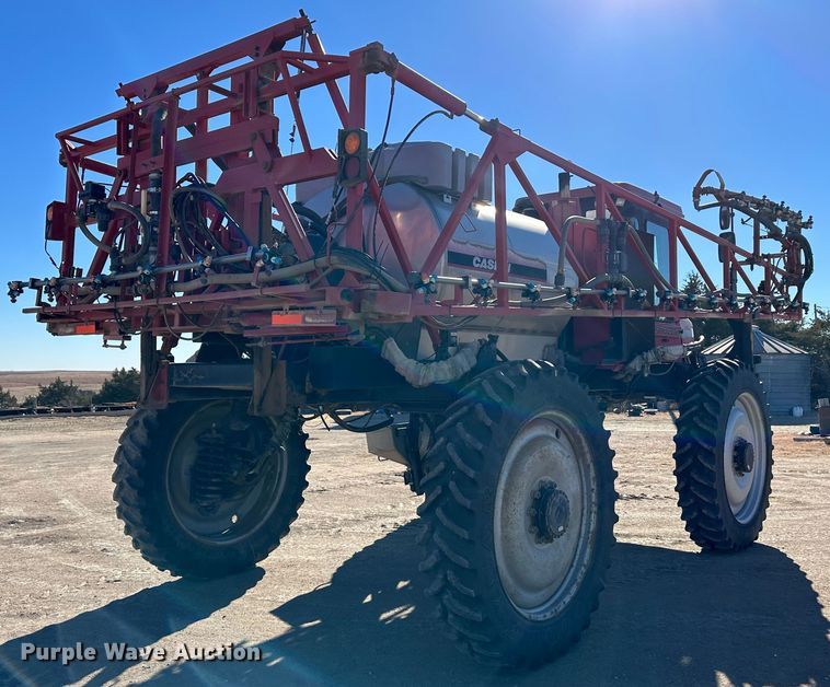 image for item JD9149 2003 Case IH Patriot SPX3200  sprayer