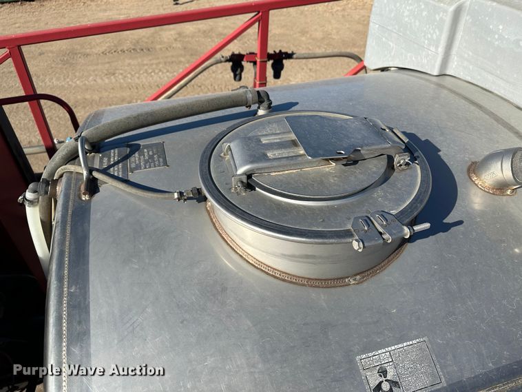 image for item JD9149 2003 Case IH Patriot SPX3200  sprayer