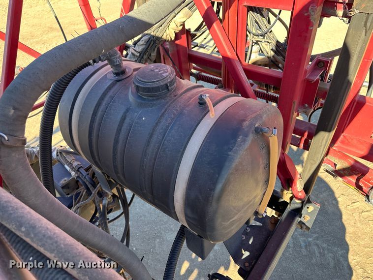 image for item JD9149 2003 Case IH Patriot SPX3200  sprayer