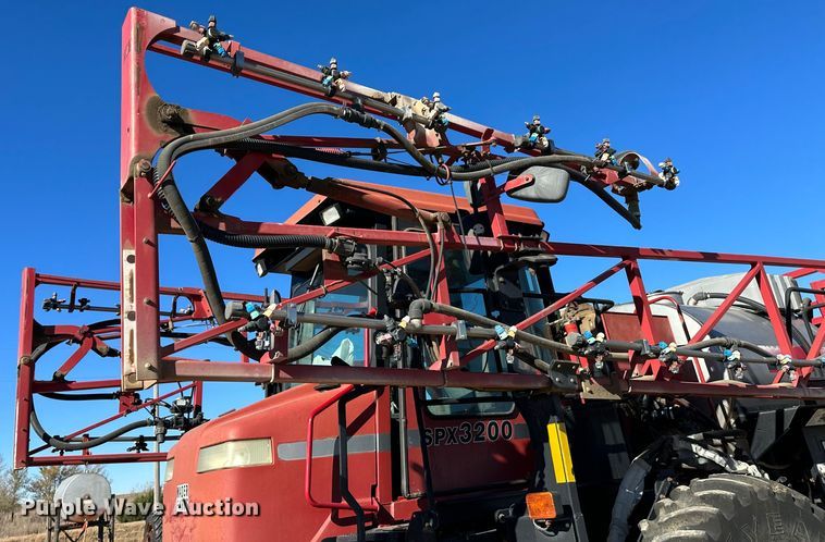 image for item JD9149 2003 Case IH Patriot SPX3200  sprayer
