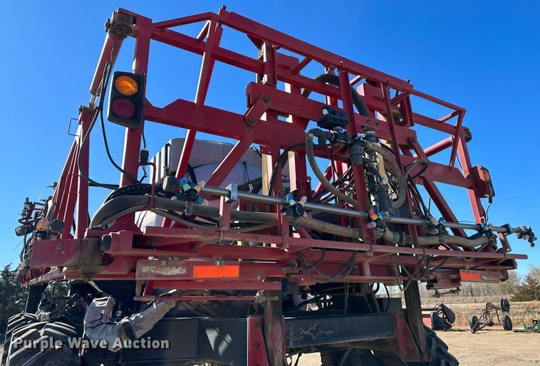 image for item JD9149 2003 Case IH Patriot SPX3200  sprayer