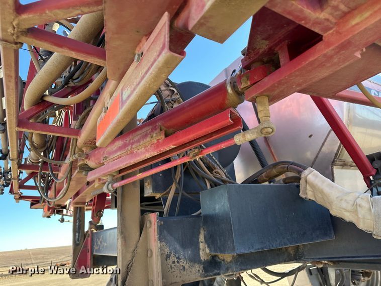 image for item JD9149 2003 Case IH Patriot SPX3200  sprayer