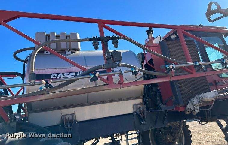 image for item JD9149 2003 Case IH Patriot SPX3200  sprayer