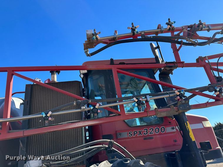 image for item JD9149 2003 Case IH Patriot SPX3200  sprayer