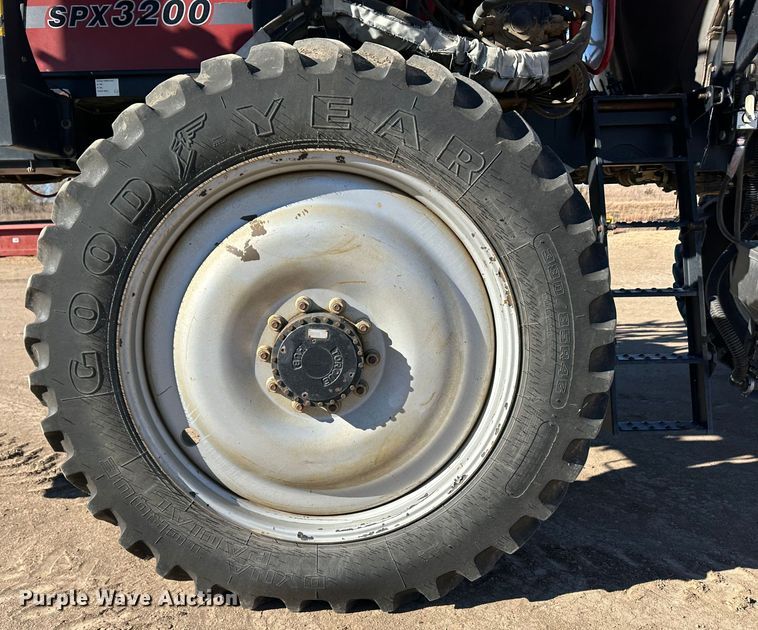 image for item JD9149 2003 Case IH Patriot SPX3200  sprayer
