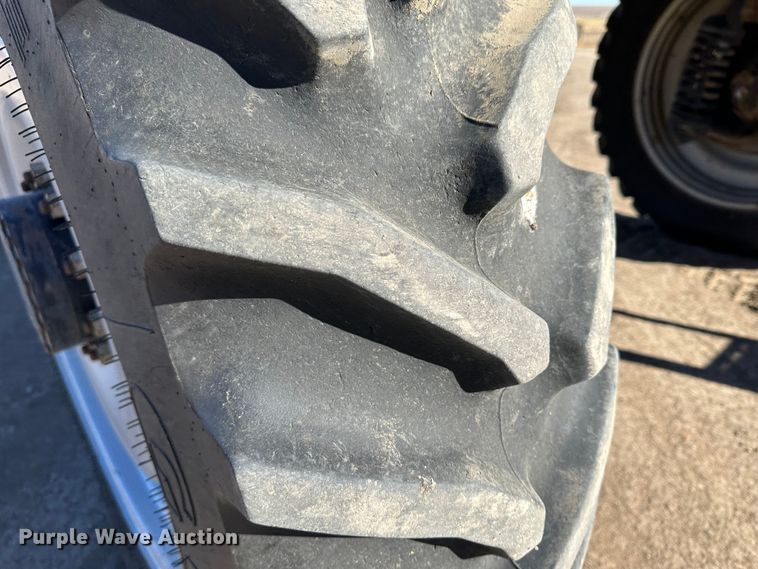 image for item JD9149 2003 Case IH Patriot SPX3200  sprayer