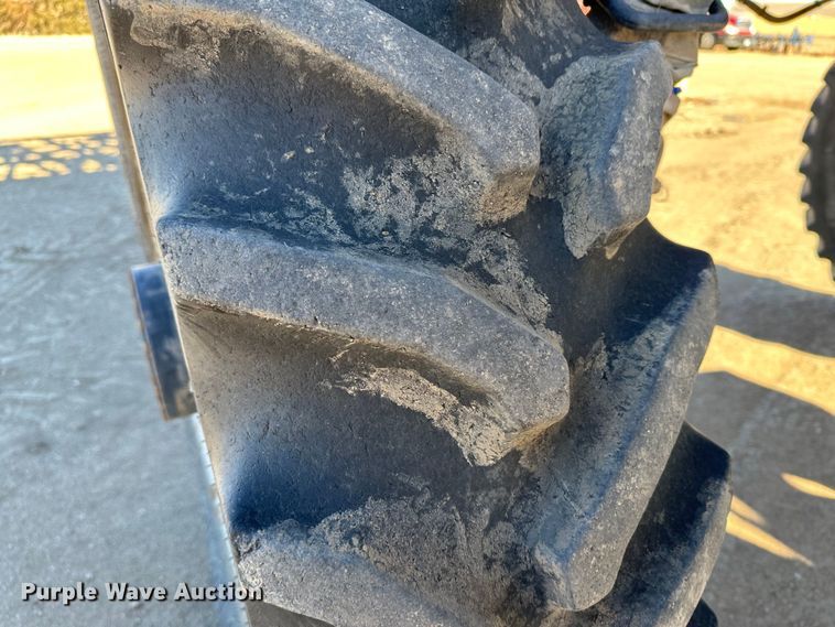 image for item JD9149 2003 Case IH Patriot SPX3200  sprayer