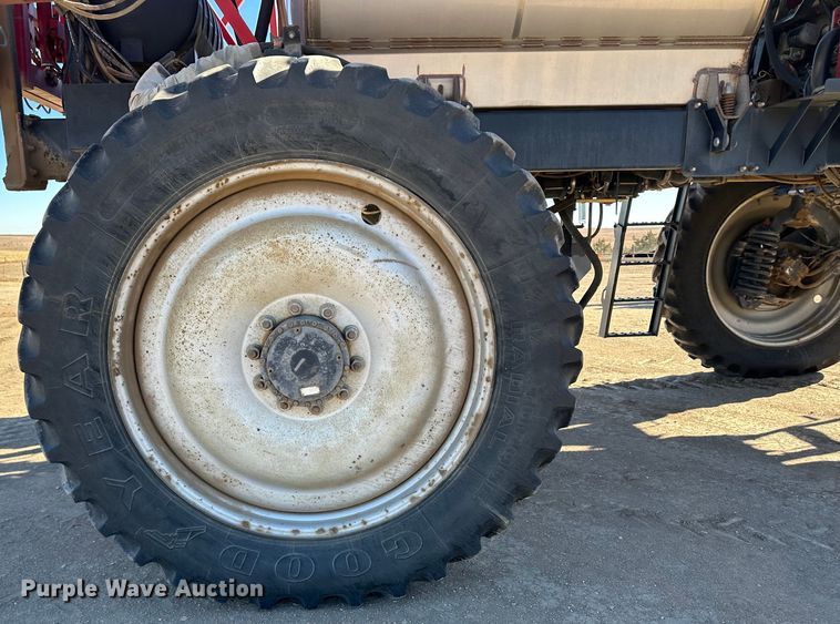 image for item JD9149 2003 Case IH Patriot SPX3200  sprayer